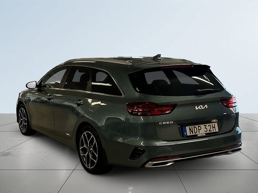 Bild 5 av Kia Ceed Sportswagon Plug-in Hybrid Advance Plus B-kamera Taklucka Navi CarPlay S&V
