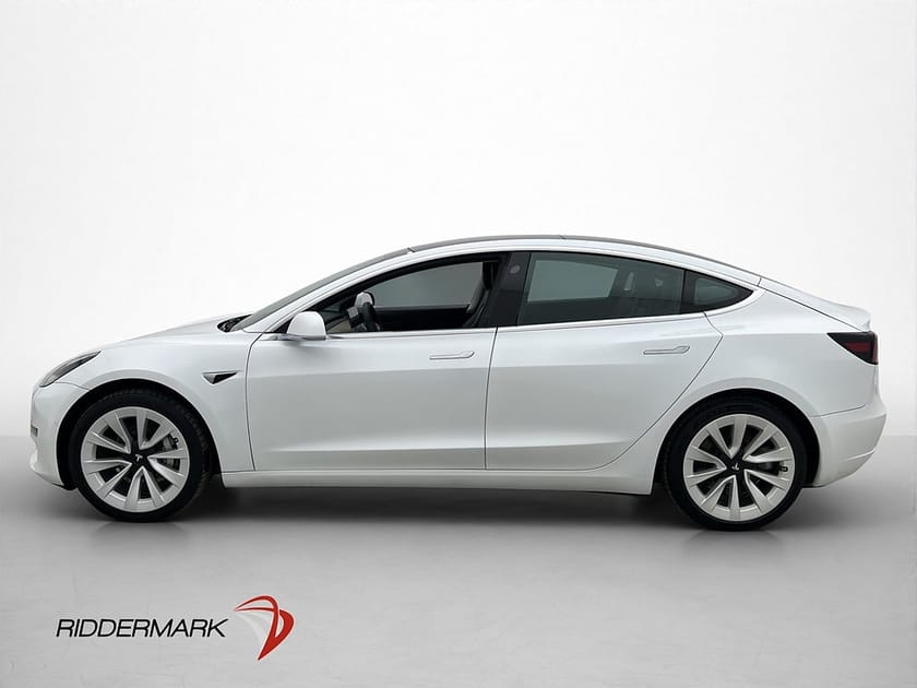 Bild 5 av Tesla Model 3 Long Range AWD Autopilot Pano Drag Svensksåld