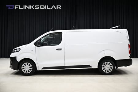 Opel Vivaro Skåpbil IP 2.0 122HK Automat|Lång|Drag|Värmare|Backkamera|EnÄgare