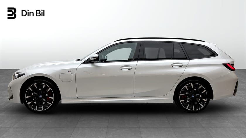 Bild 2 av BMW 330e xDrive Touring