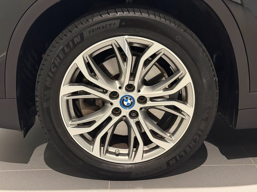 Bild 5 av BMW X1 xDrive25e Sport Line Drag HeadUp Rattvärme