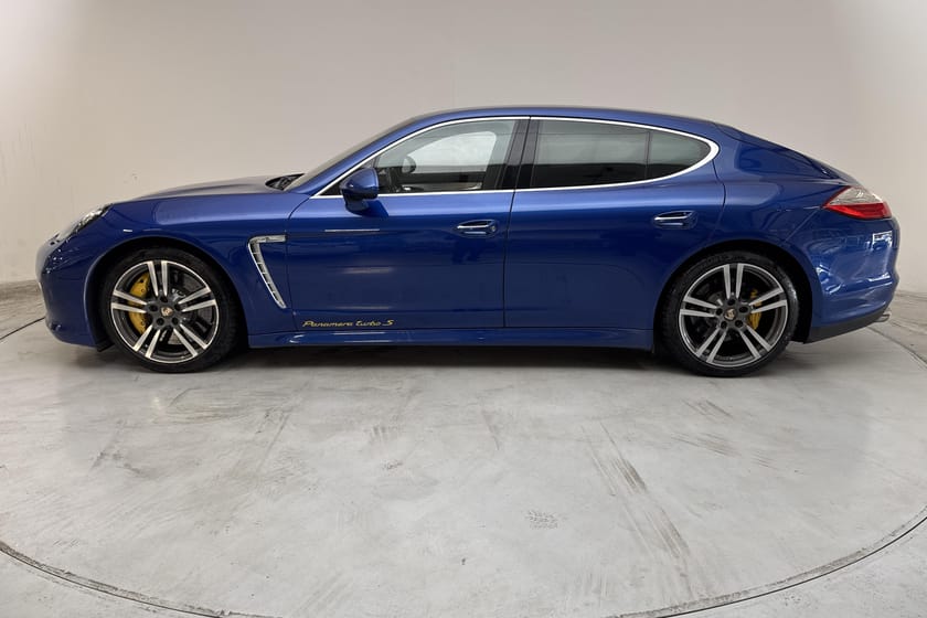 Bild 2 av Porsche Panamera Turbo S (550hk) PDK Läder GPS