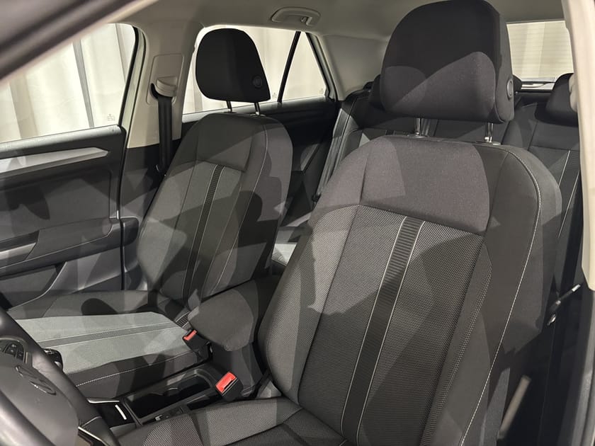 Bild 5 av Volkswagen T-Roc 1.0 TSI 110hk