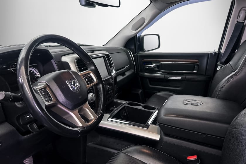 Bild 4 av RAM 1500 Crew Cab 3.0 V6 LARAMIE 4x4 | MOMSBIL