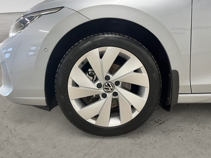 Bild 4 av Volkswagen Golf Sportscombi 1.5 TSI 150 HK Drag Kamera