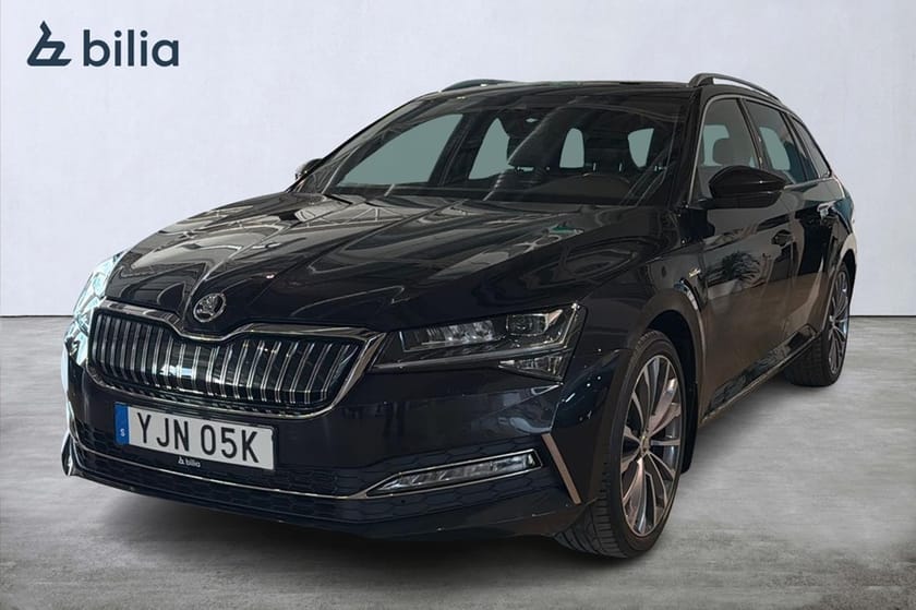 Bild 1 av Škoda Superb iV Kombi L&K 1,4 TSI 218 HK /PANO/DRAG/VÄRMARE