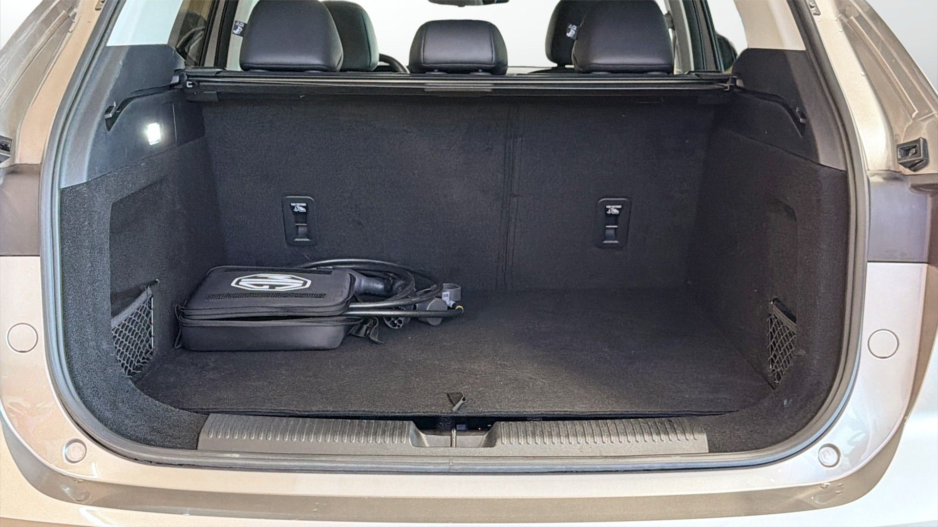 MG HS PHEV Automatic, 2-trins, 307ps, 2024