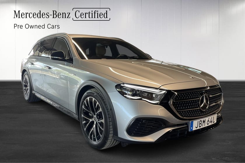 Bild 3 av Mercedes-Benz E 300 de 4MATIC All-Terrain AIRMATIC/Vinterhjul/HuD/Dragkrok/Moms