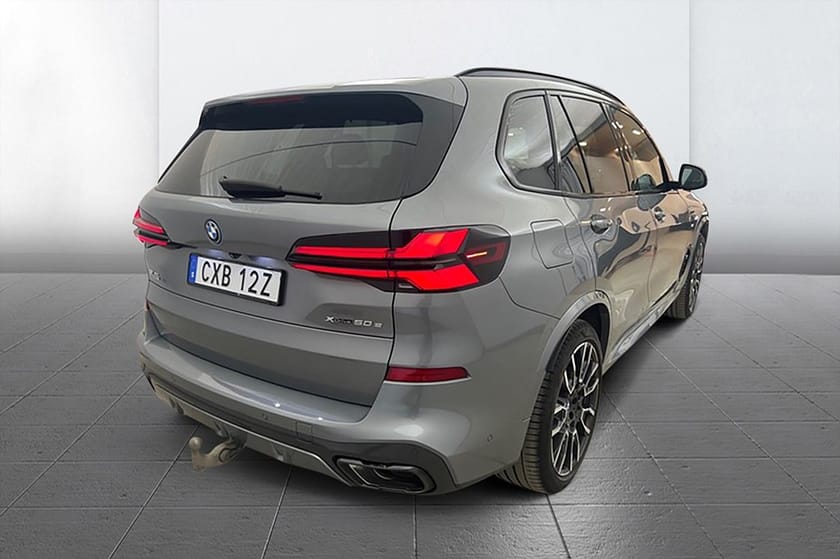 Bild 5 av BMW X5 xDrive50e M Sport Pro Travel Innovation Drag Pano H/K