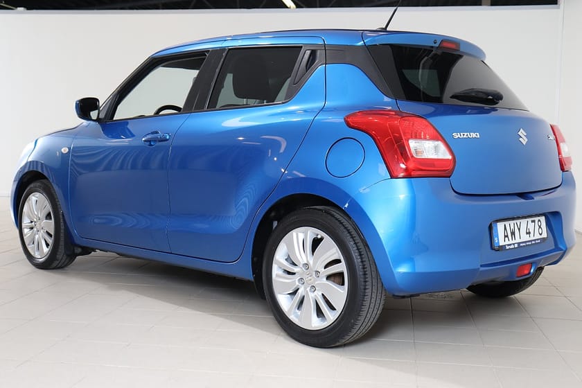 Bild 4 av Suzuki Swift 1.2 Dualjet 90HK Select B-Kamera Adaptiv Farthållare