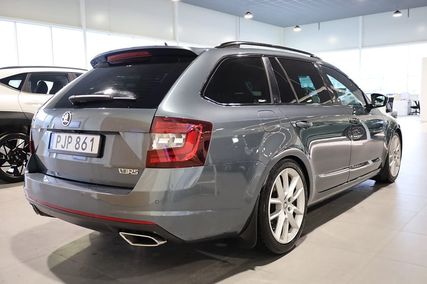 Bild 5 av Škoda Octavia Kombi Skoda  2.0 TDI RS AUT 4x4 Navi Värmare Kamera Canton CarPlay