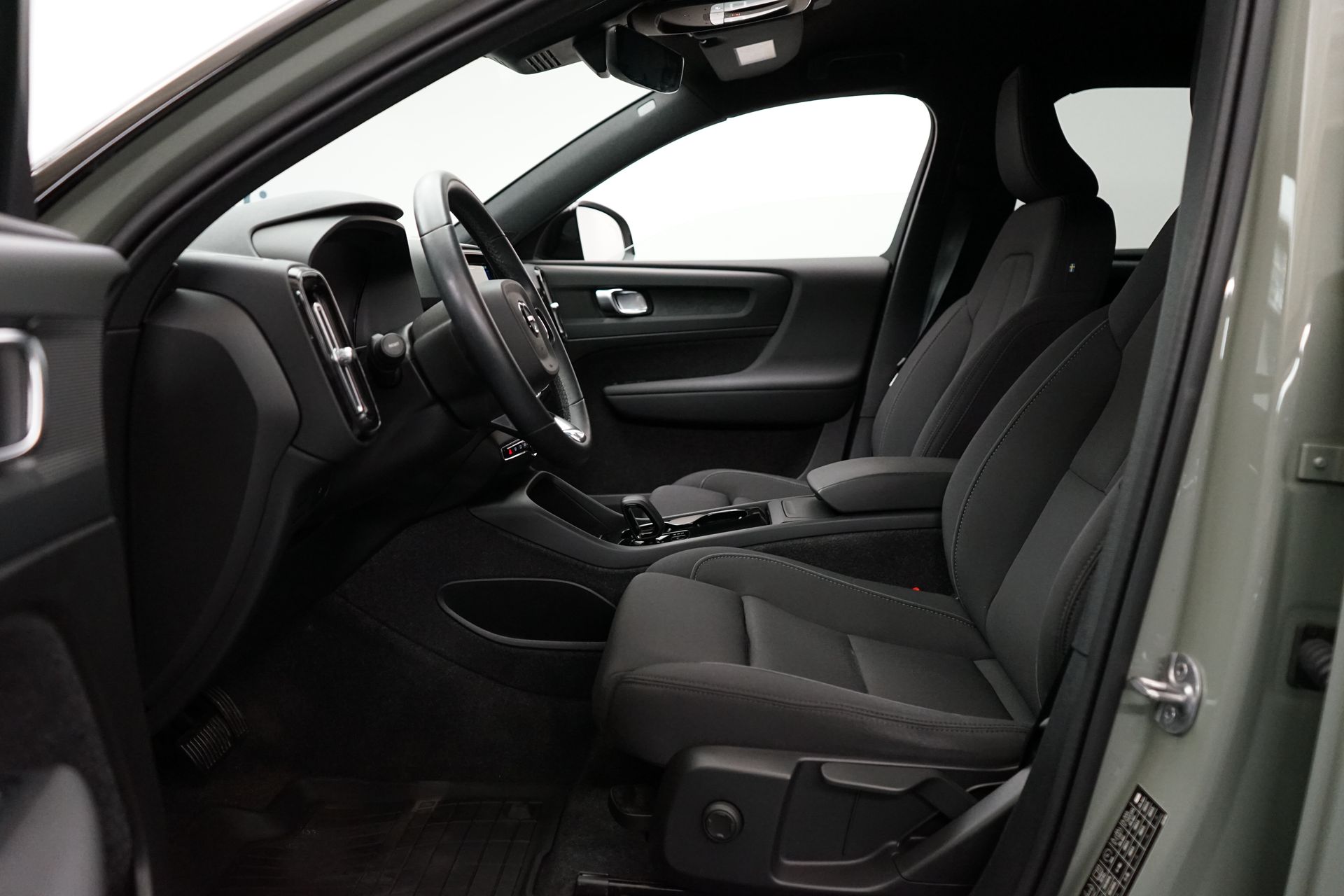 Volvo XC40 Extended Range Core 2024, kuva 5/10