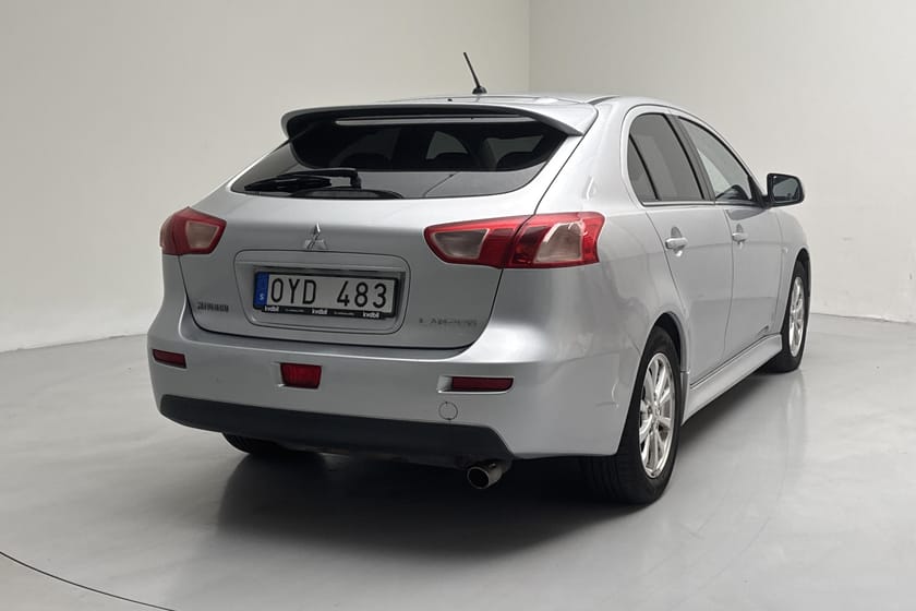 Bild 3 av Mitsubishi Lancer Sportback 1.8 (140hk)