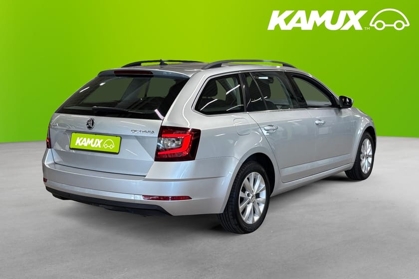Bild 4 av Škoda Octavia Kombi 115hk Ambition Värmare CarPlay Dragkrok