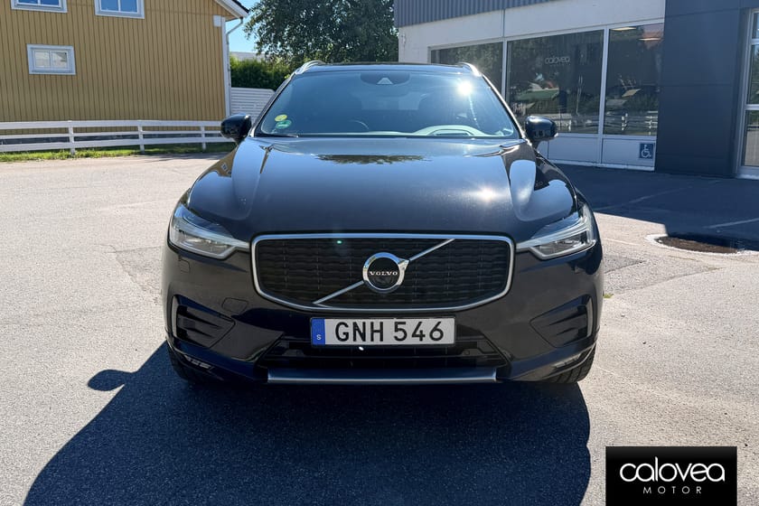 Bild 3 av Volvo XC60 D4 AWD R-Design Automat - Designpaket, Dragkrok, Panorama
