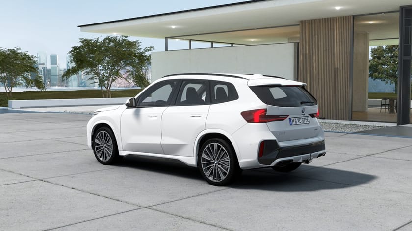 Bild 2 av BMW iX1 eDrive20 M Sport Active Ed Drag DA
