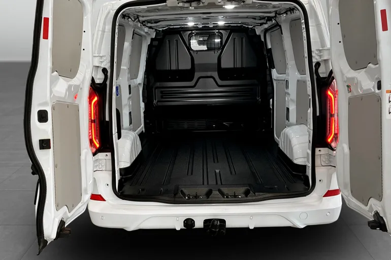 Ford E-Transit Custom 340 AWD