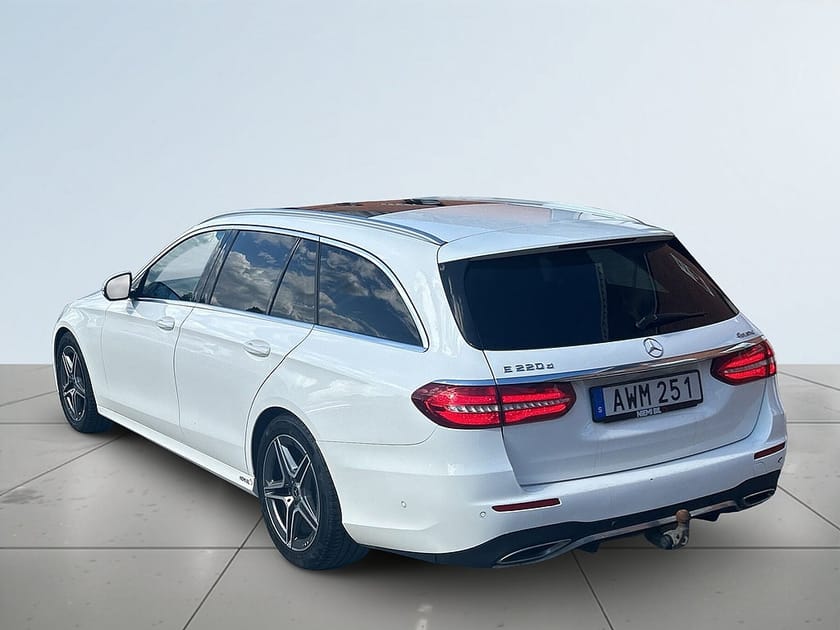 Bild 5 av Mercedes-Benz E 220 T d 4MATIC 4x4 AMG Line Drag Dvärme Panorama 360° Navi S&V