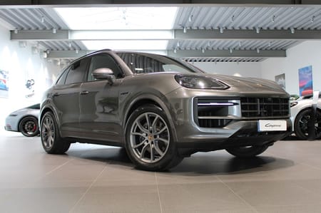 Porsche Cayenne E-Hybrid BLACK EDITION