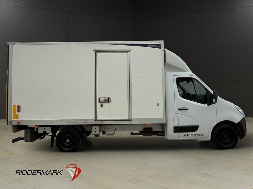 Bild 2 av Renault Master Chassi Cab 2.3 dCi MOMS BAKGAVELLYFT Sidodörr En-Brukare