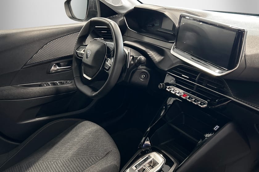 Bild 4 av Peugeot 208 HYBRID 100
