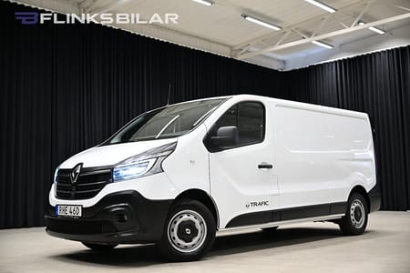 Renault Trafic Skåpbil dCi 120HK L2|Lång|Drag|Värmare|PDC|EnÄgare|Leasbar