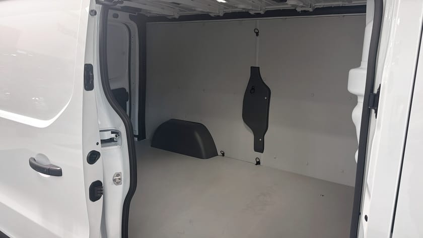 Bild 5 av Renault Trafic Skåpbil L2H1 NORDIC LINE DCI 150 AUTOMAT BVA9