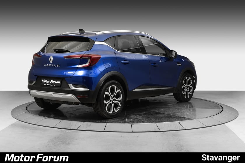 Bilde 4 av Renault Captur E-TECH Plugin-Hybrid 160 1,99% RENTE * / PLUG-IN HYBRID / DRIVER ASSIST PAKKE