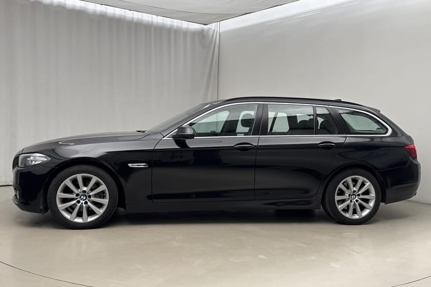 Bild 2 av BMW 520d xDrive Touring 520 Touring, F11 (190hk) Sportpaket Drag