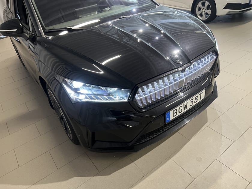 Bild 3 av Škoda Enyaq iV 80x 265HK SPORTLINE 2023