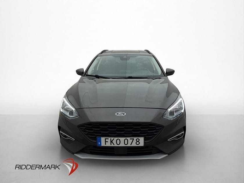 Bild 2 av Ford Focus Active Kombi 1.0 EcoBoost 125h Kamera