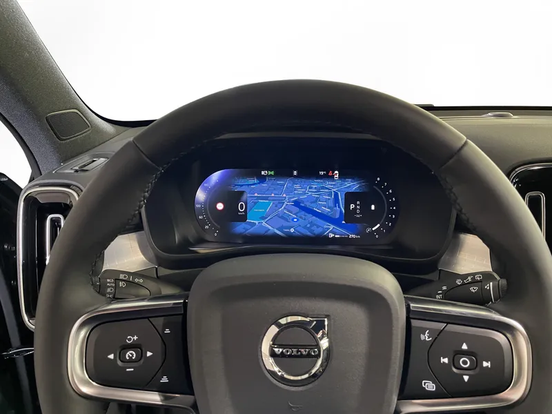 Bild 14 av 15 – Volvo XC40 B3 FWD Bensin Plus Dark