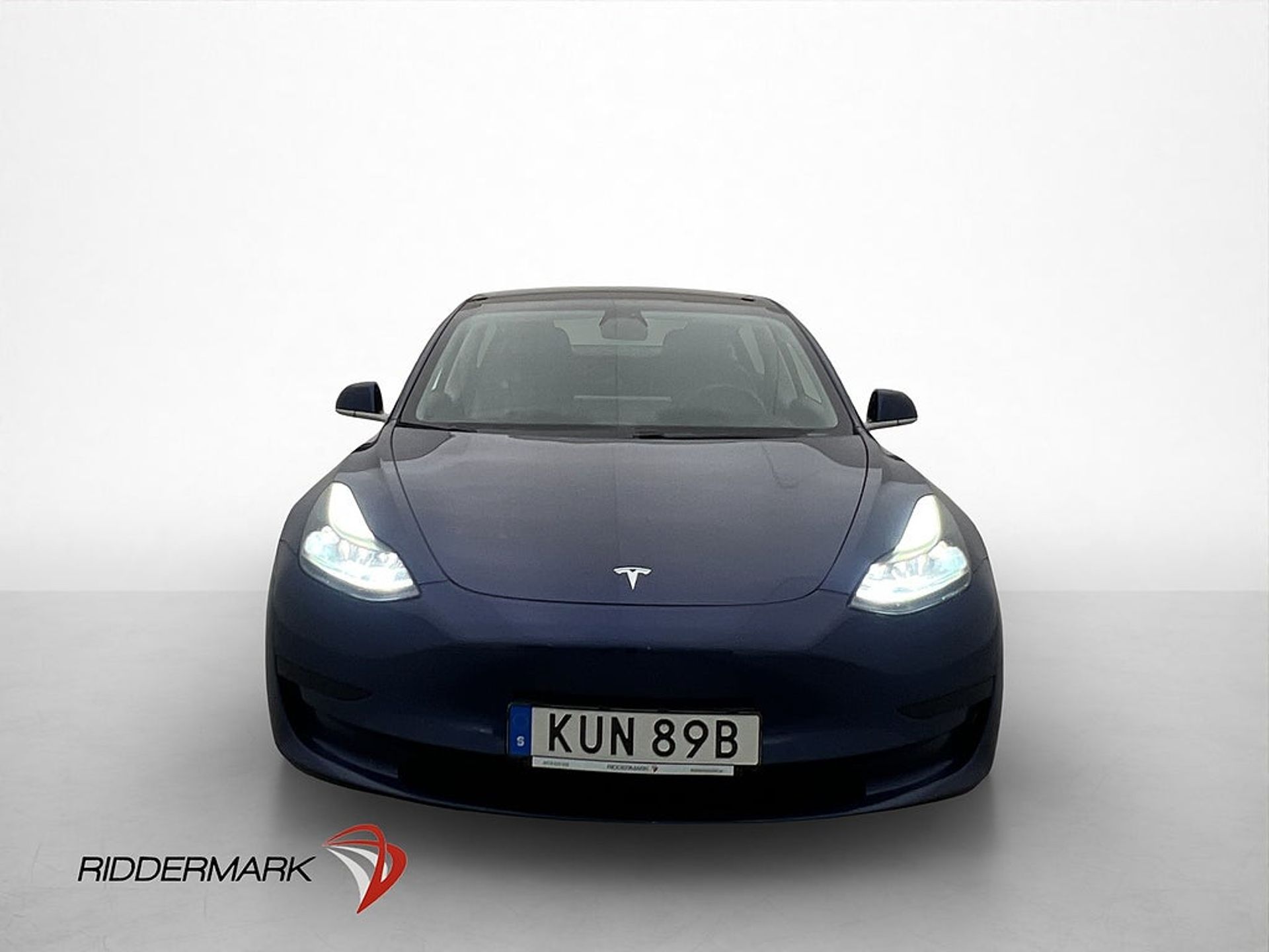 Tesla Model 3 2020, kuva 3/10