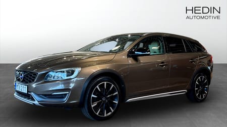 Volvo V60 Cross Country D4 AWD