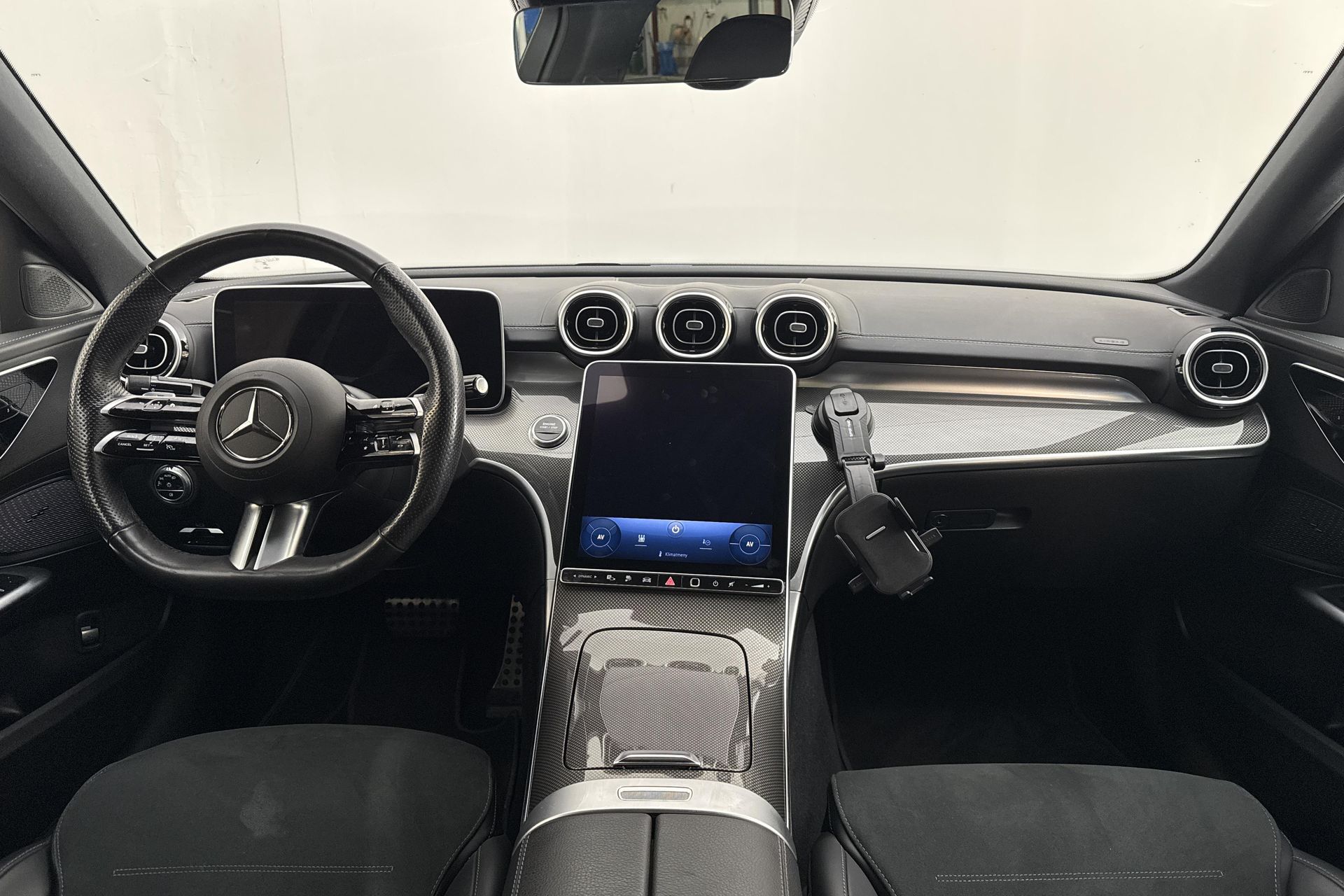 Mercedes-Benz C 300 de 2024, bild 7/10