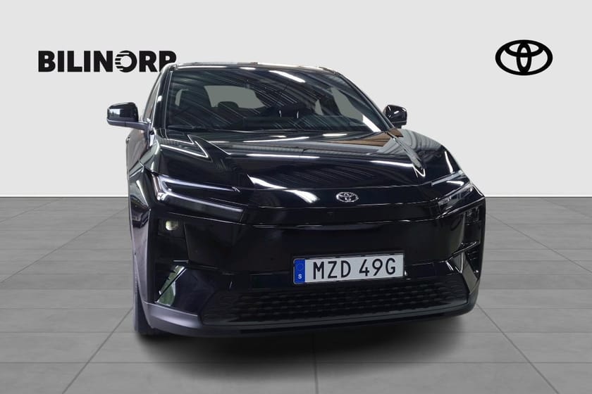 Bild 4 av Toyota C-HR+ 77 kWh Executive AWD Pano JBL Black Pack | V-Hjul | Drag |