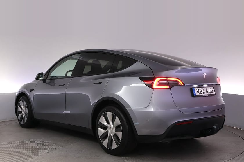 Bild 4 av Tesla Model Y Long Range AWD