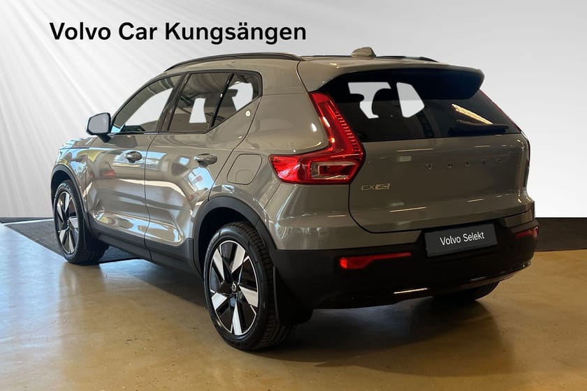 Bild 4 av Volvo EX40 Single Motor Extended Range R Plus Edt