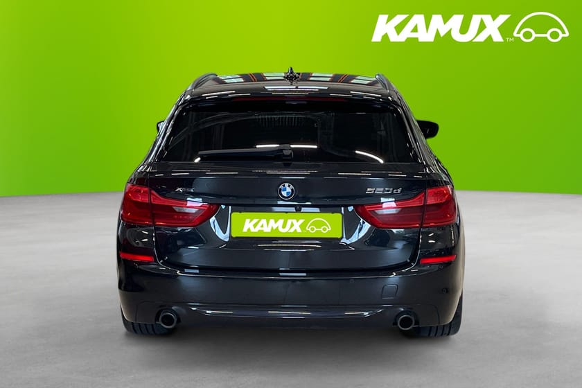 Bild 5 av BMW 520d xDrive Touring Sport line Kamera Skinn Cockpit 190hk