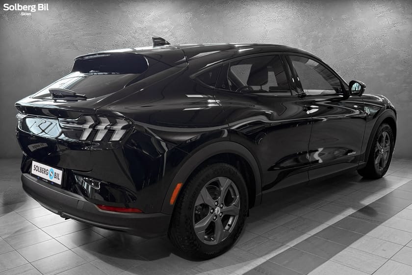 Bilde 4 av Ford Mustang Mach-E Standard Range SR-RWD/ HENGER.F/ 360.KAMERA/ ACC/ OPPV.RATT