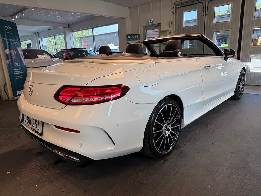 Bild 4 av Mercedes-Benz C 220 d Cabriolet AMG Line Gps Burmester Cockpit Sv-såld