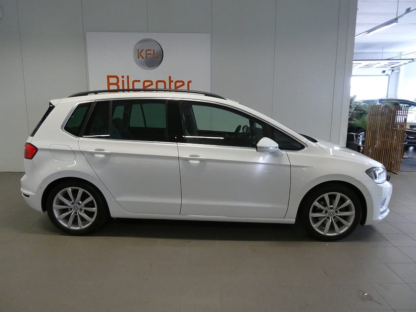 Bild 3 av Volkswagen Golf Sportsvan 2.0 TDI GT Värmare-Kamera-Navi-Carplay