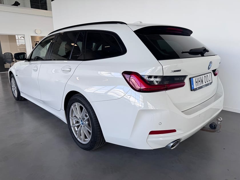 Bild 3 av BMW 330e xDrive Touring