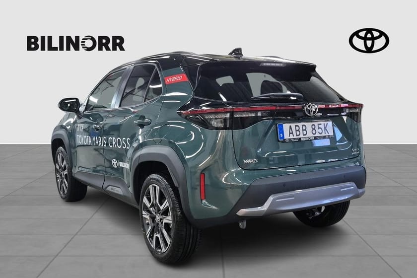 Bild 2 av Toyota Yaris Cross Hybrid 130 AWD-i 1,5 STYLE, BITONE |VHJUL|