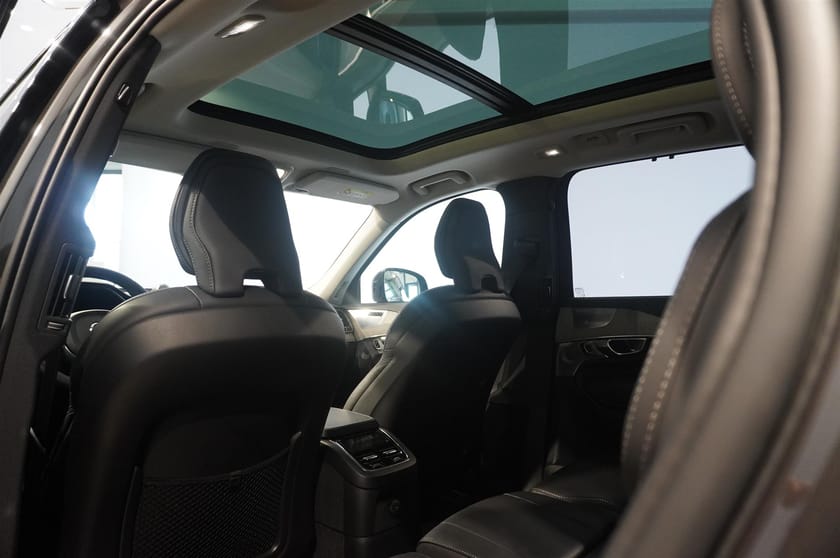 Bild 5 av Volvo XC90 T8 Ulltimate Dark Edition Panorama VoC Drag Bowers Wilkins Luftfjädring 360