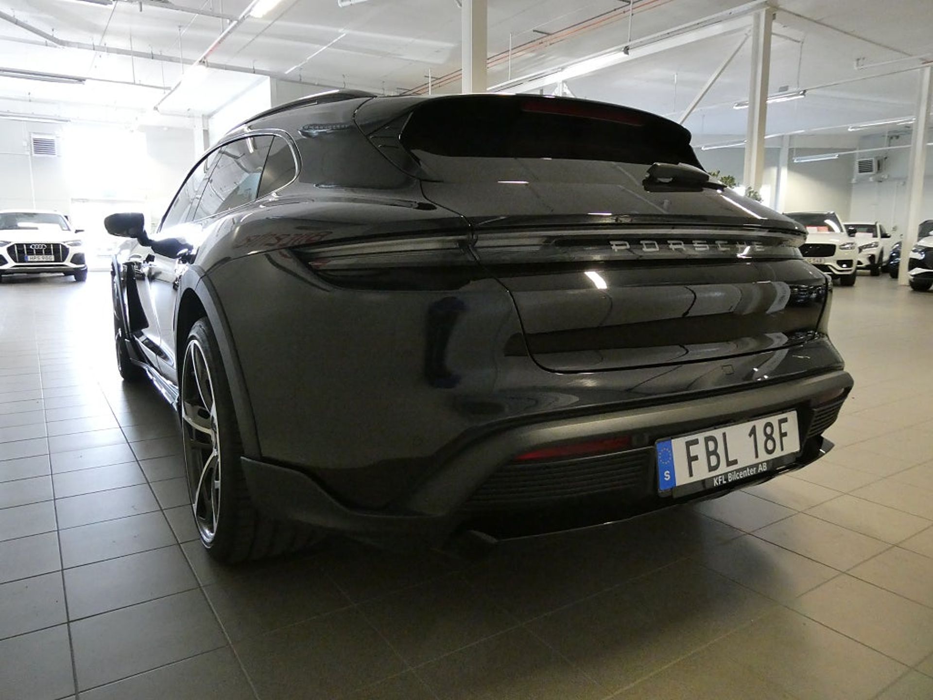 Porsche Taycan 4 Cross Turismo DD Chrono 2024, photo 7/10