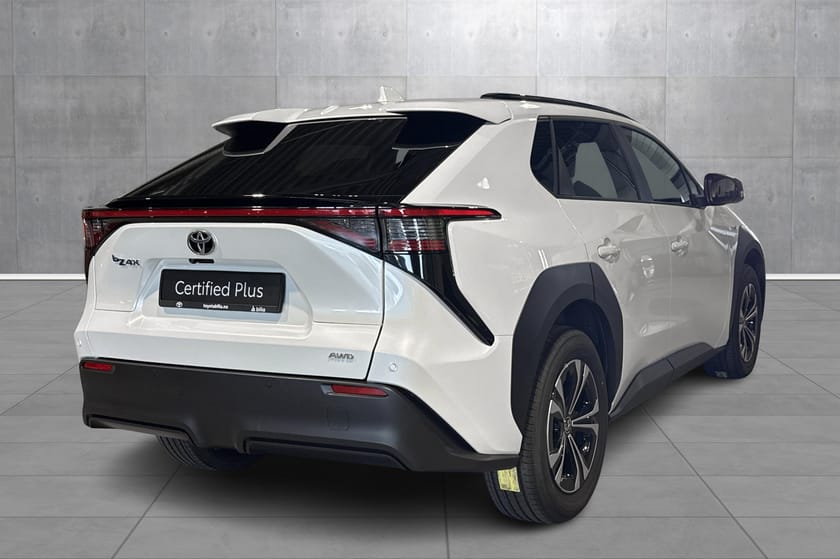 Bilde 5 av Toyota bZ4X Active Tech / AWD / Velholdt