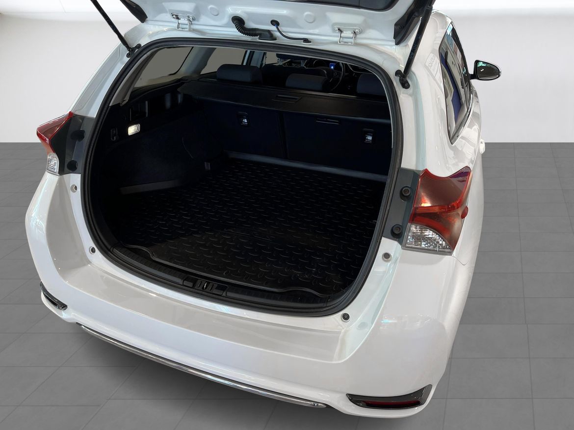 Toyota Auris 2016 - miniatyr 10