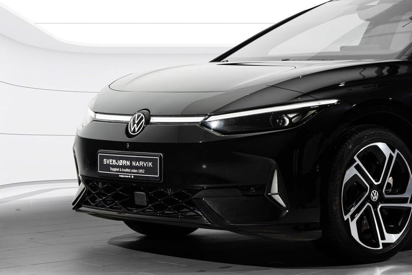 Bilde 2 av Volkswagen ID.7 GTX Tourer
