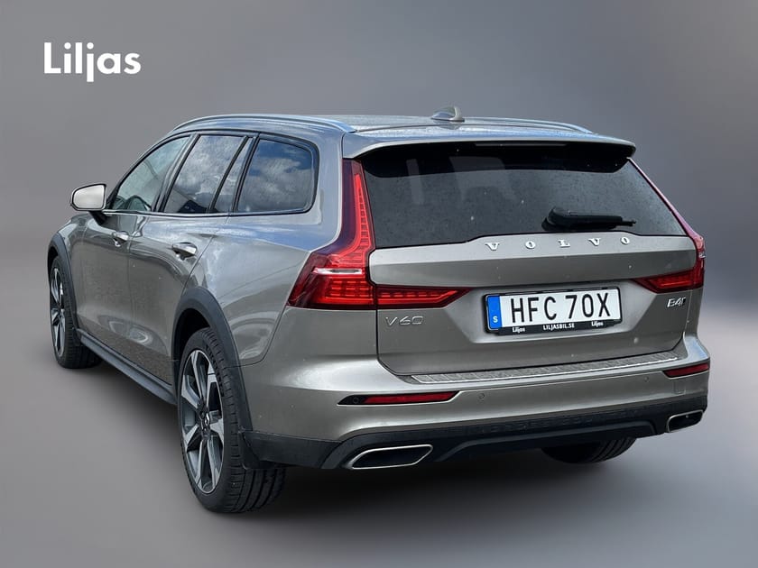 Bild 3 av Volvo V60 Cross Country B4 AWD Diesel Adv SE